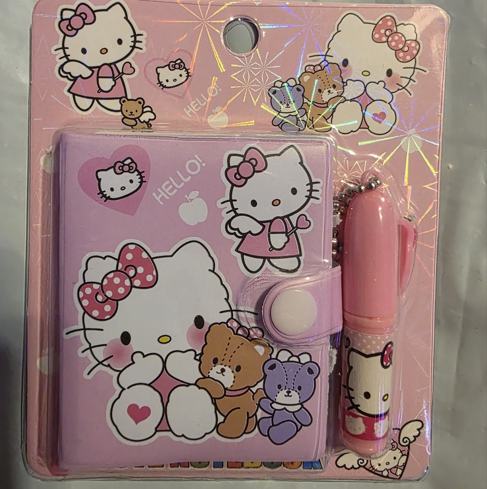 Hello Kitty mini Pink Notebook and Pen Set